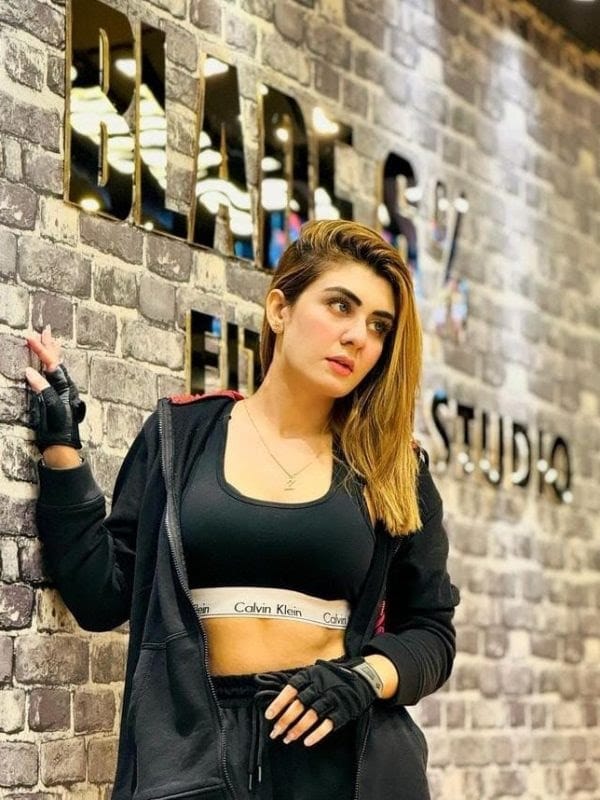 Classy Beauty 10